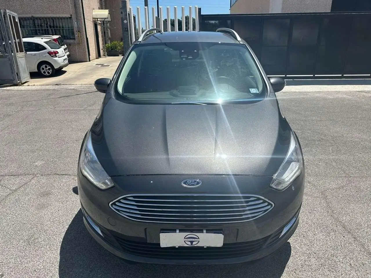 Photo 1 : Ford Grand C-max 2018 Essence