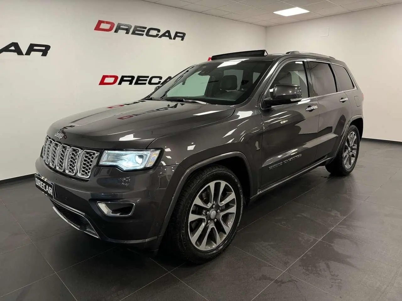 Photo 1 : Jeep Grand Cherokee 2017 Diesel