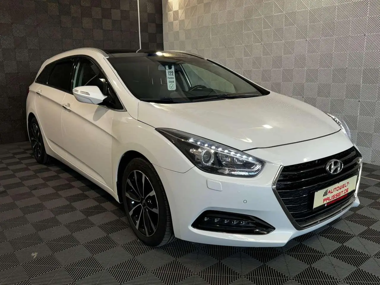 Photo 1 : Hyundai I40 2018 Diesel