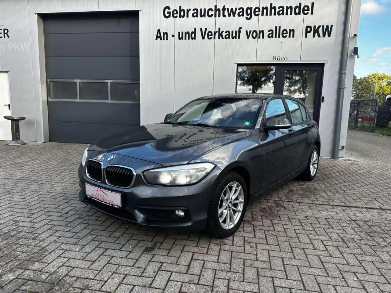 Photo 1 : Bmw Serie 1 2017 Petrol