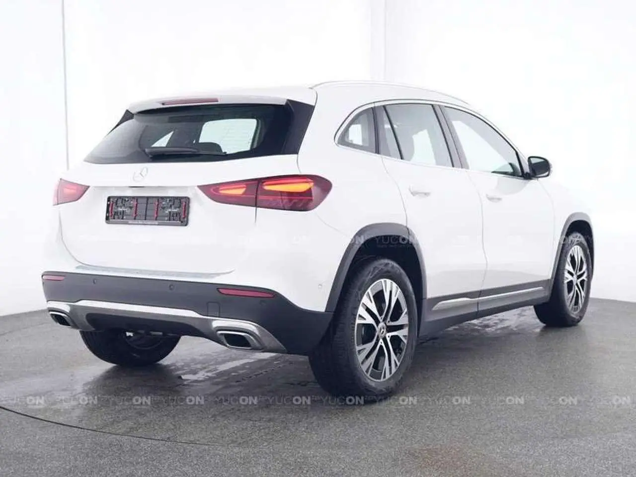 Photo 1 : Mercedes-benz Classe Gla 2023 Hybrid