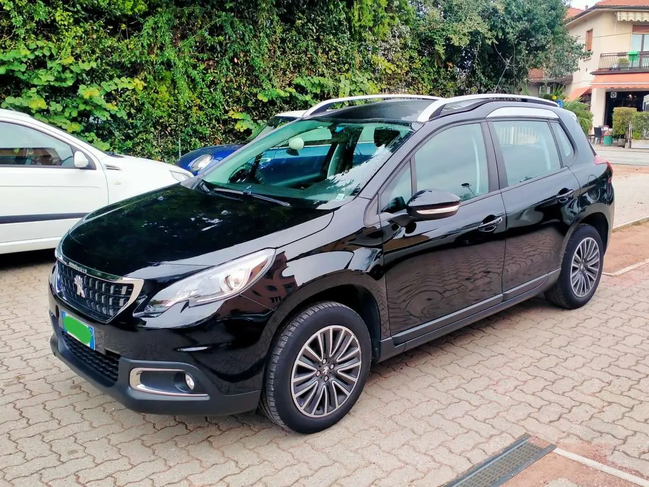 Photo 1 : Peugeot 2008 2018 Petrol