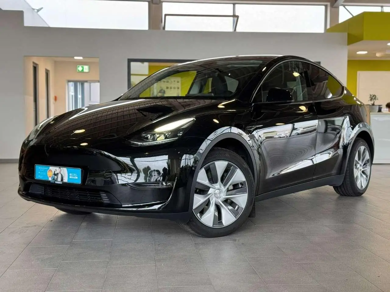 Photo 1 : Tesla Model Y 2022 Électrique