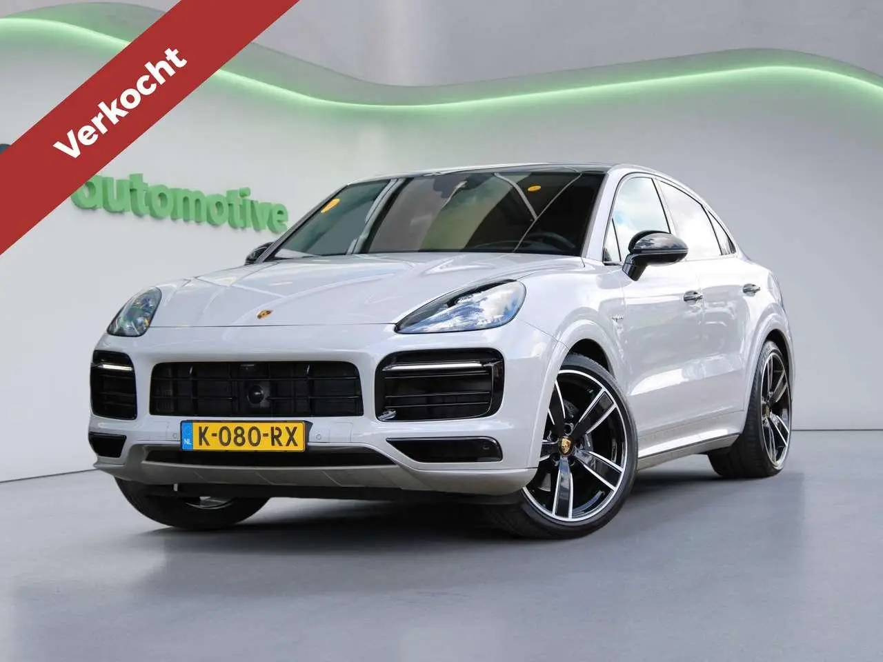 Photo 1 : Porsche Cayenne 2021 Hybrid