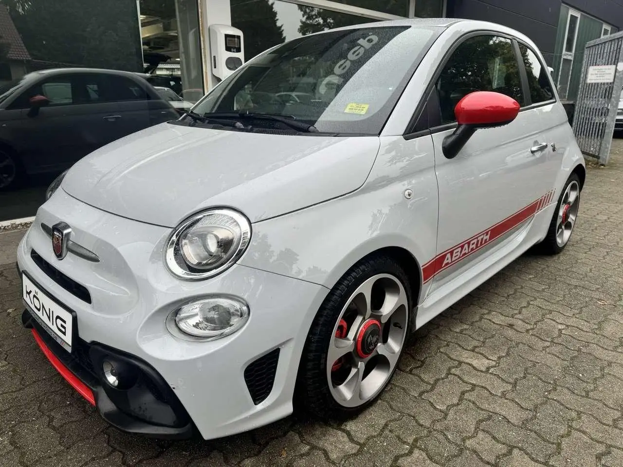 Photo 1 : Abarth 595 2022 Essence