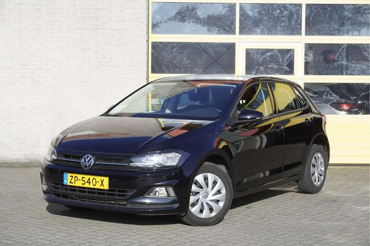 Photo 1 : Volkswagen Polo 2019 Petrol