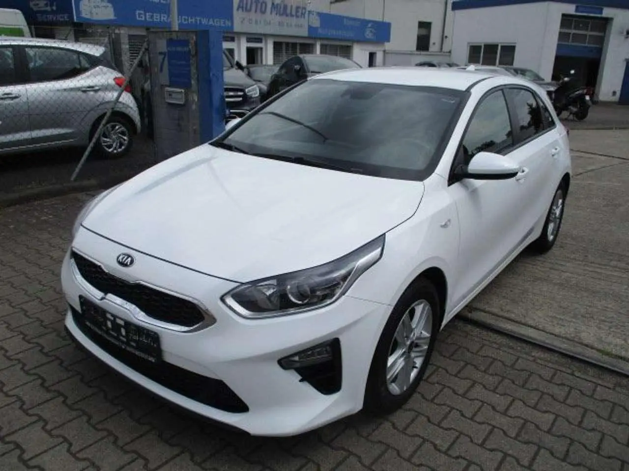 Photo 1 : Kia Ceed 2021 Petrol