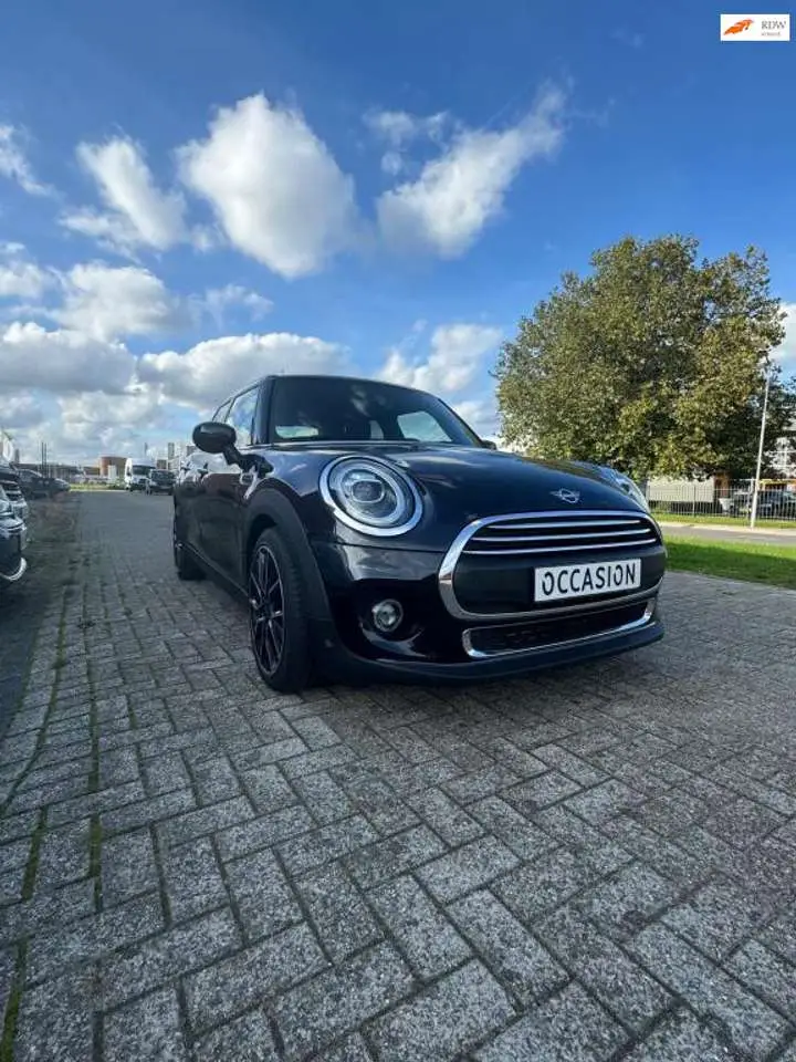 Photo 1 : Mini One 2021 Petrol