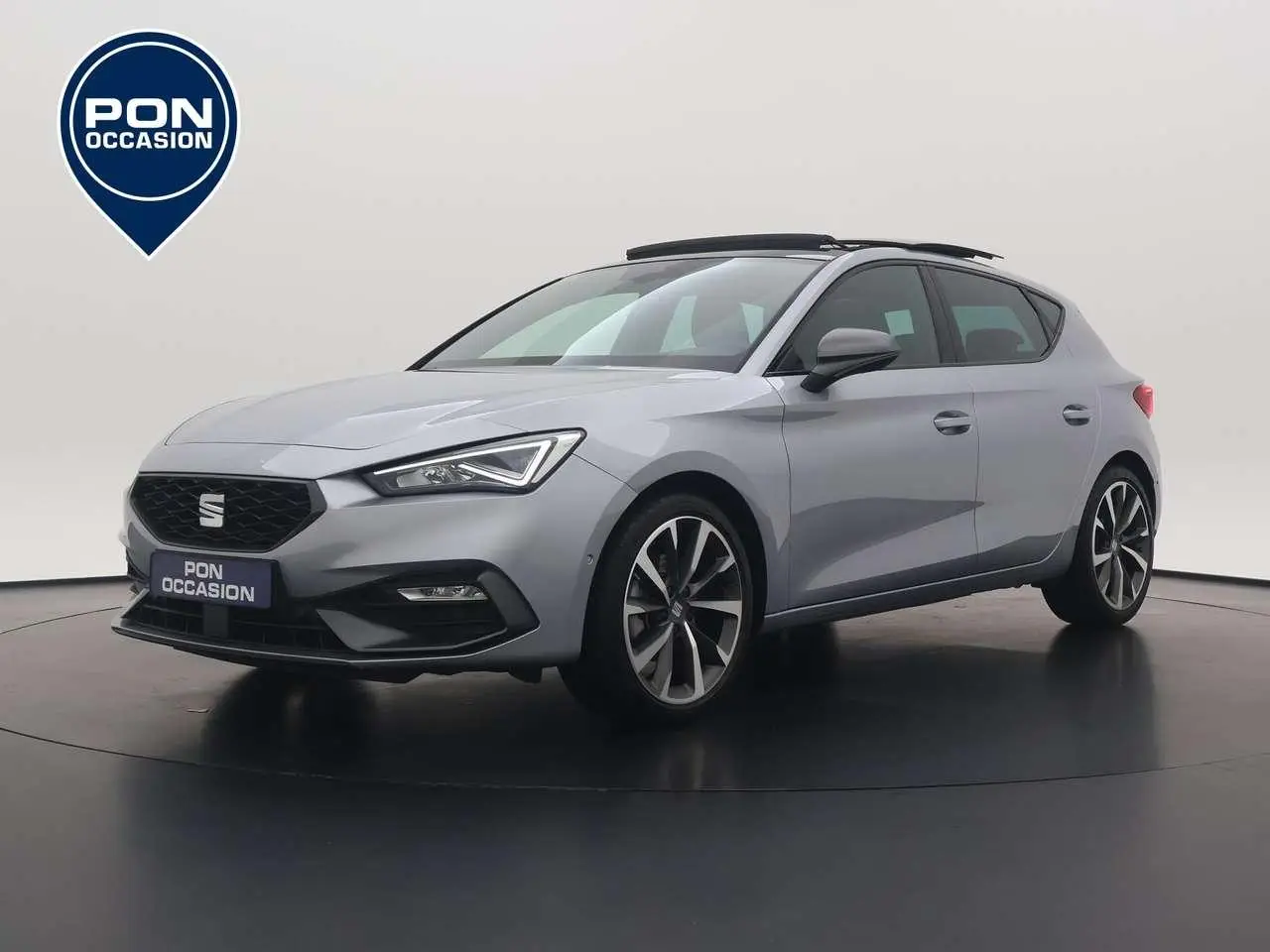 Photo 1 : Seat Leon 2023 Essence