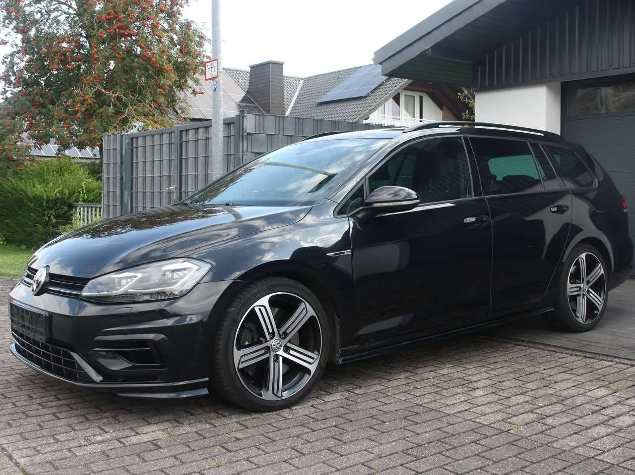 Photo 1 : Volkswagen Golf 2020 Essence