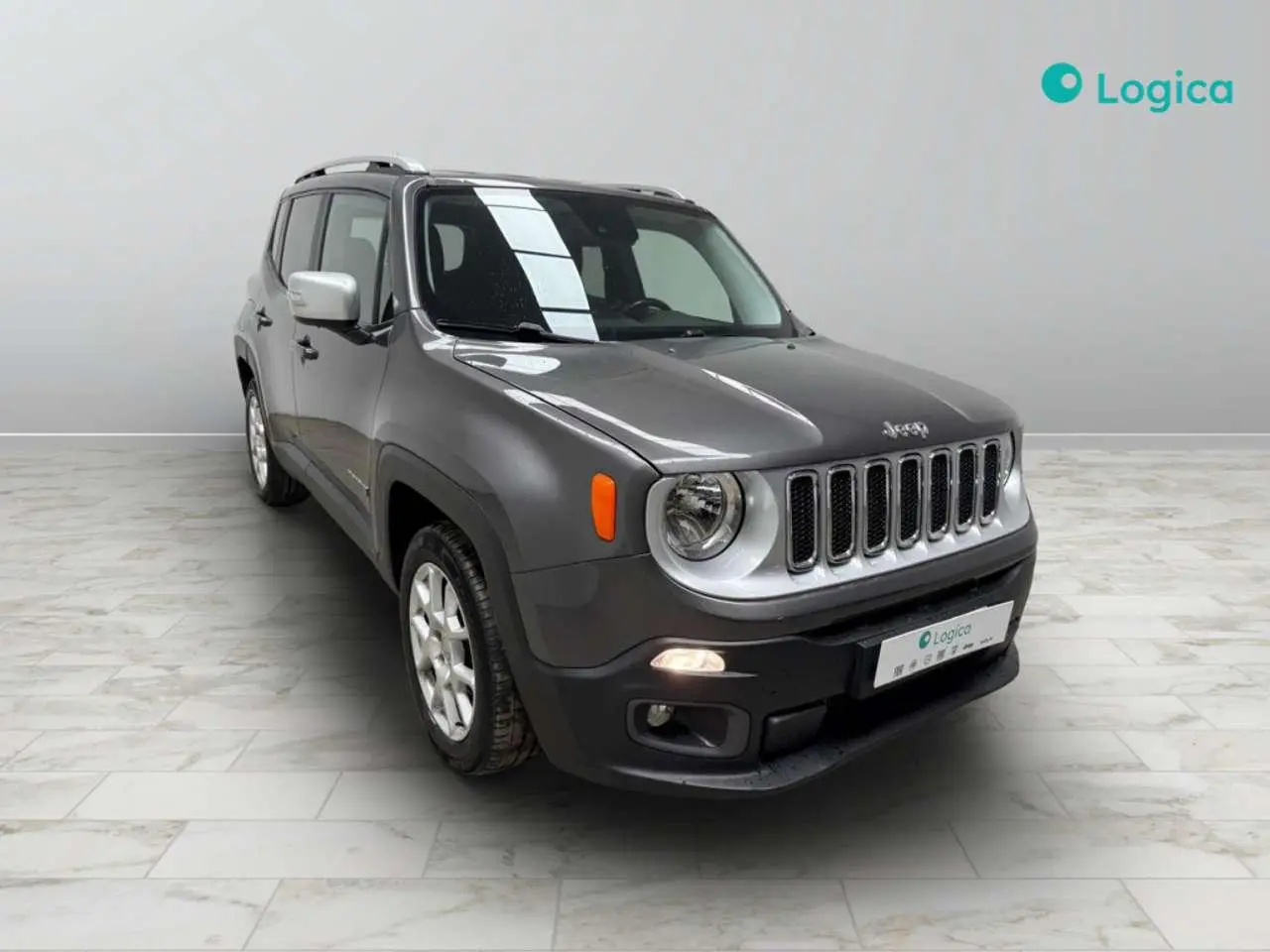 Photo 1 : Jeep Renegade 2016 Diesel