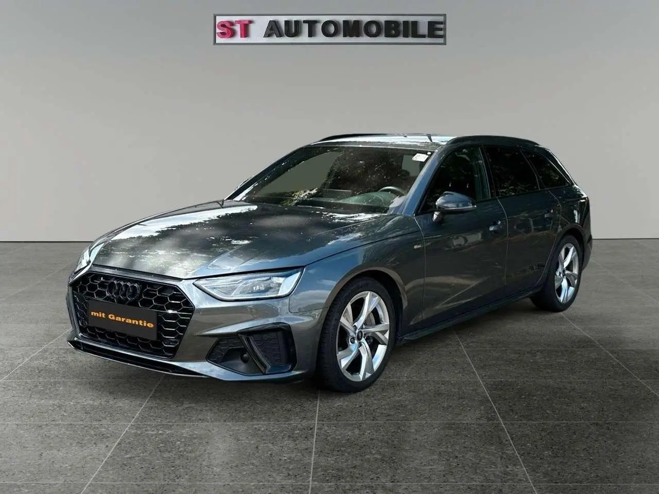 Photo 1 : Audi A4 2021 Hybride