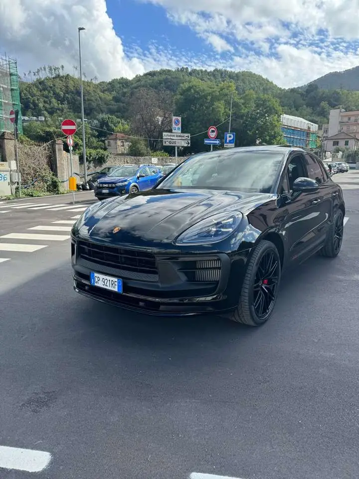 Photo 1 : Porsche Macan 2023 Petrol