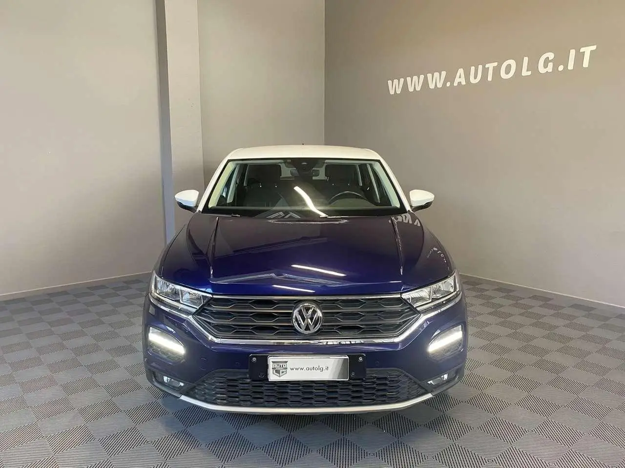 Photo 1 : Volkswagen T-roc 2018 Petrol