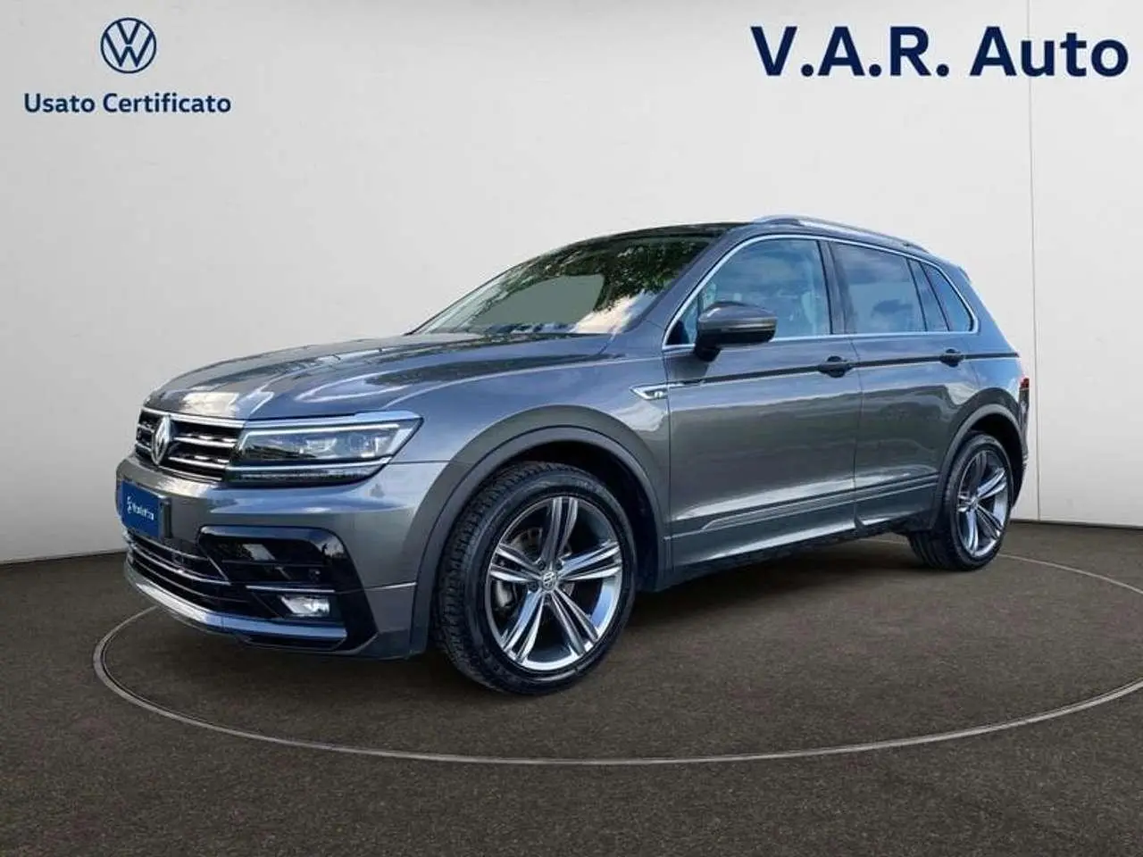 Photo 1 : Volkswagen Tiguan 2017 Diesel