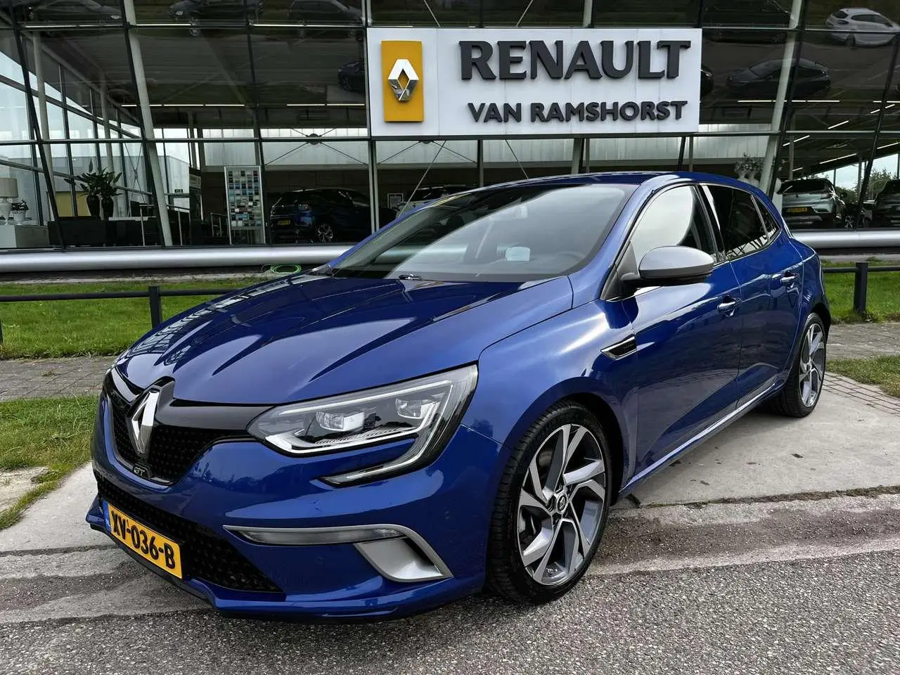 Photo 1 : Renault Megane 2018 Essence