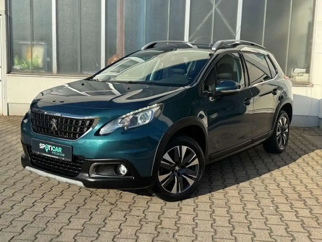 Photo 1 : Peugeot 2008 2016 Essence