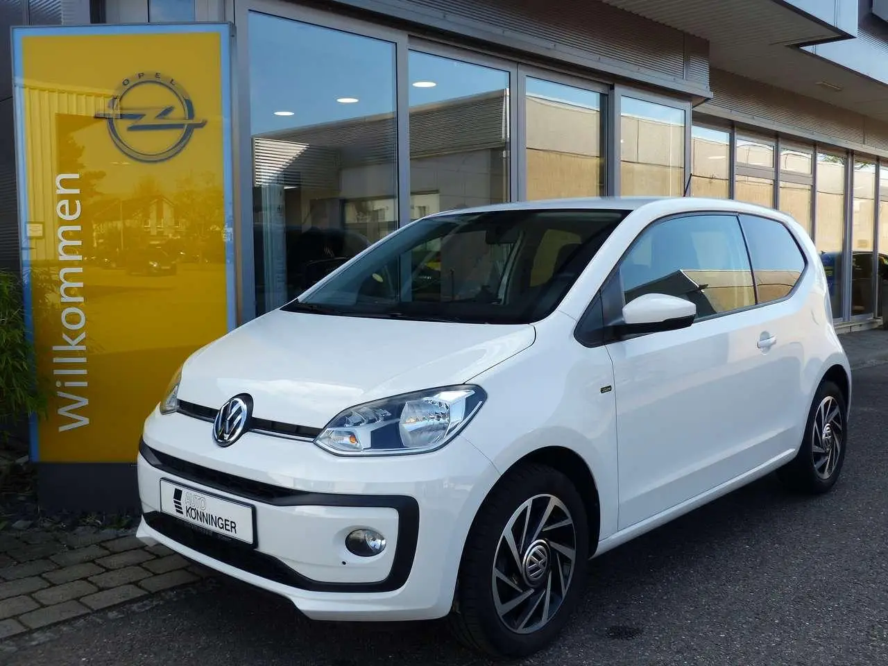 Photo 1 : Volkswagen Up! 2018 Essence