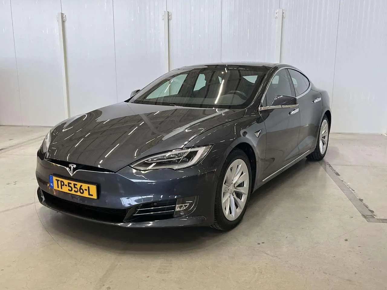 Photo 1 : Tesla Model S 2018 Électrique