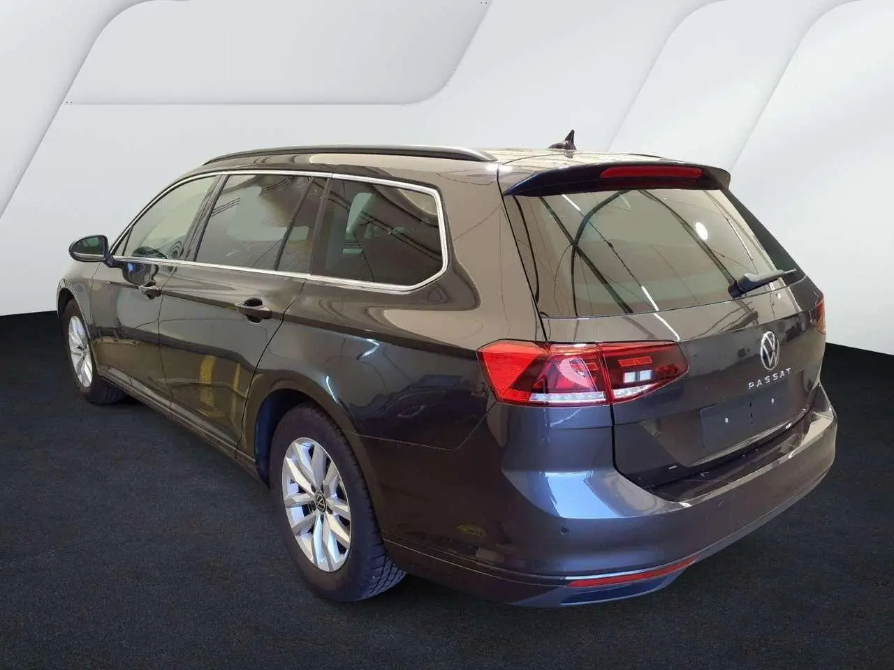 Photo 1 : Volkswagen Passat 2024 Essence