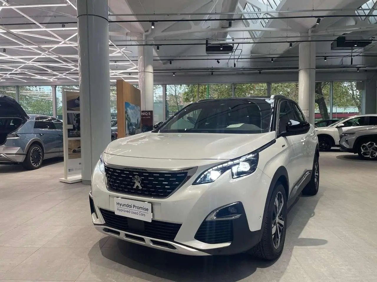 Photo 1 : Peugeot 3008 2019 Petrol