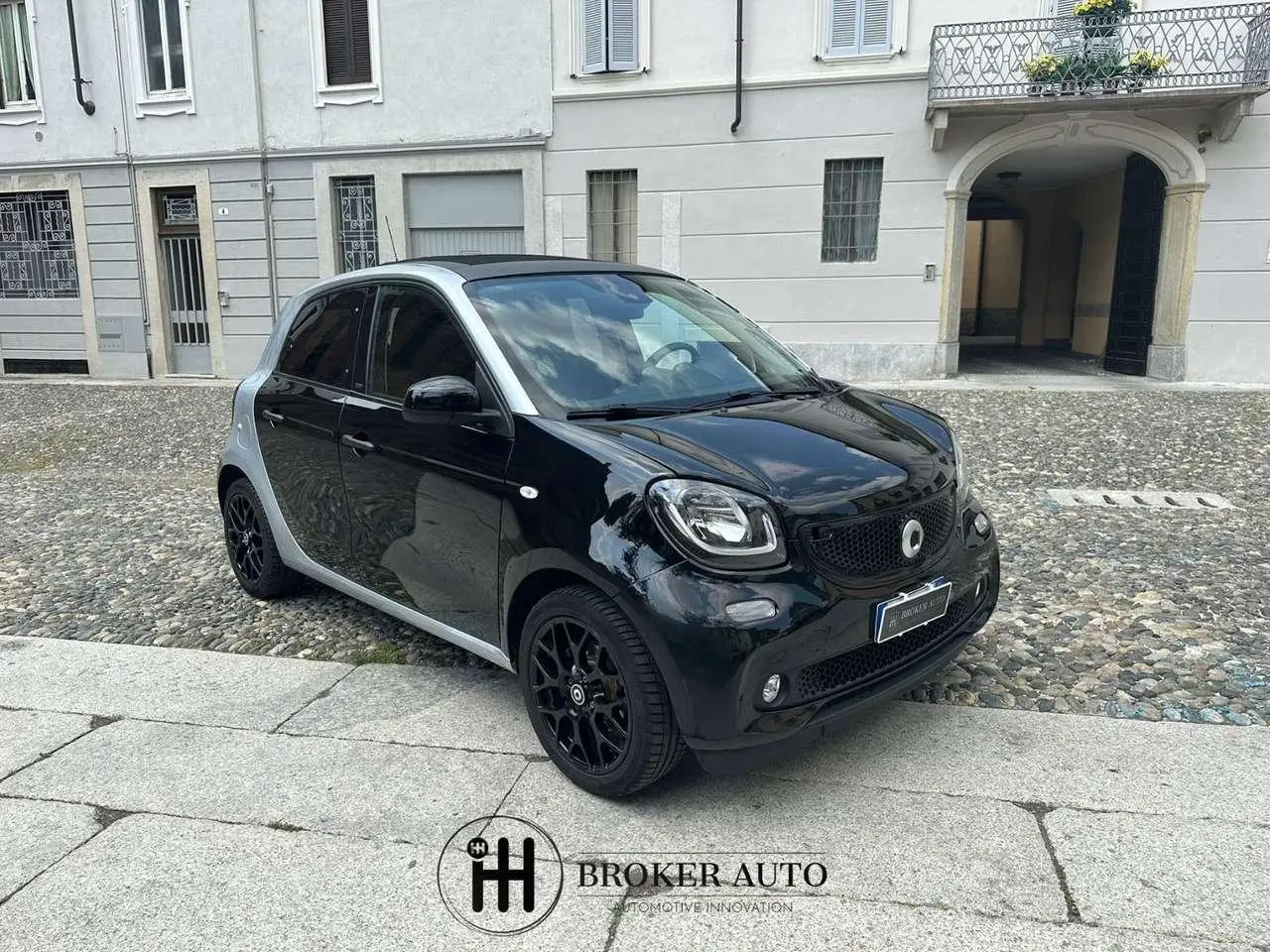 Photo 1 : Smart Forfour 2015 Petrol