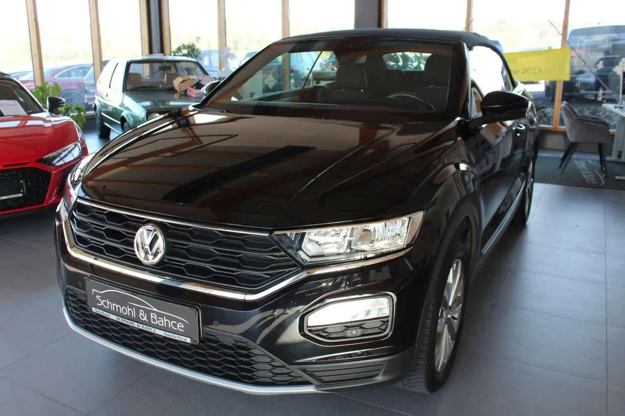 Photo 1 : Volkswagen T-roc 2020 Essence