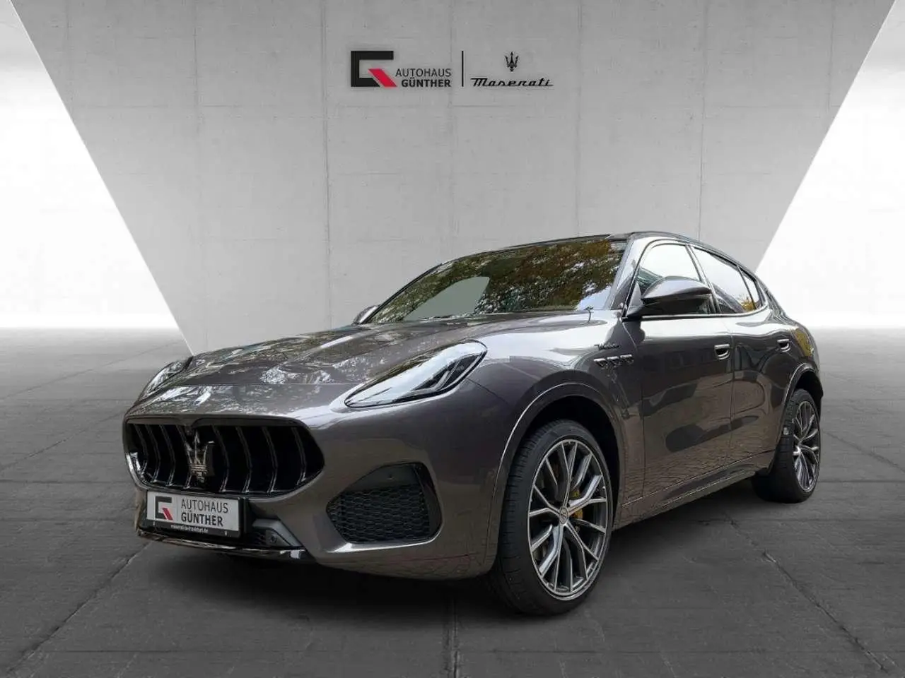 Photo 1 : Maserati Grecale 2024 Petrol