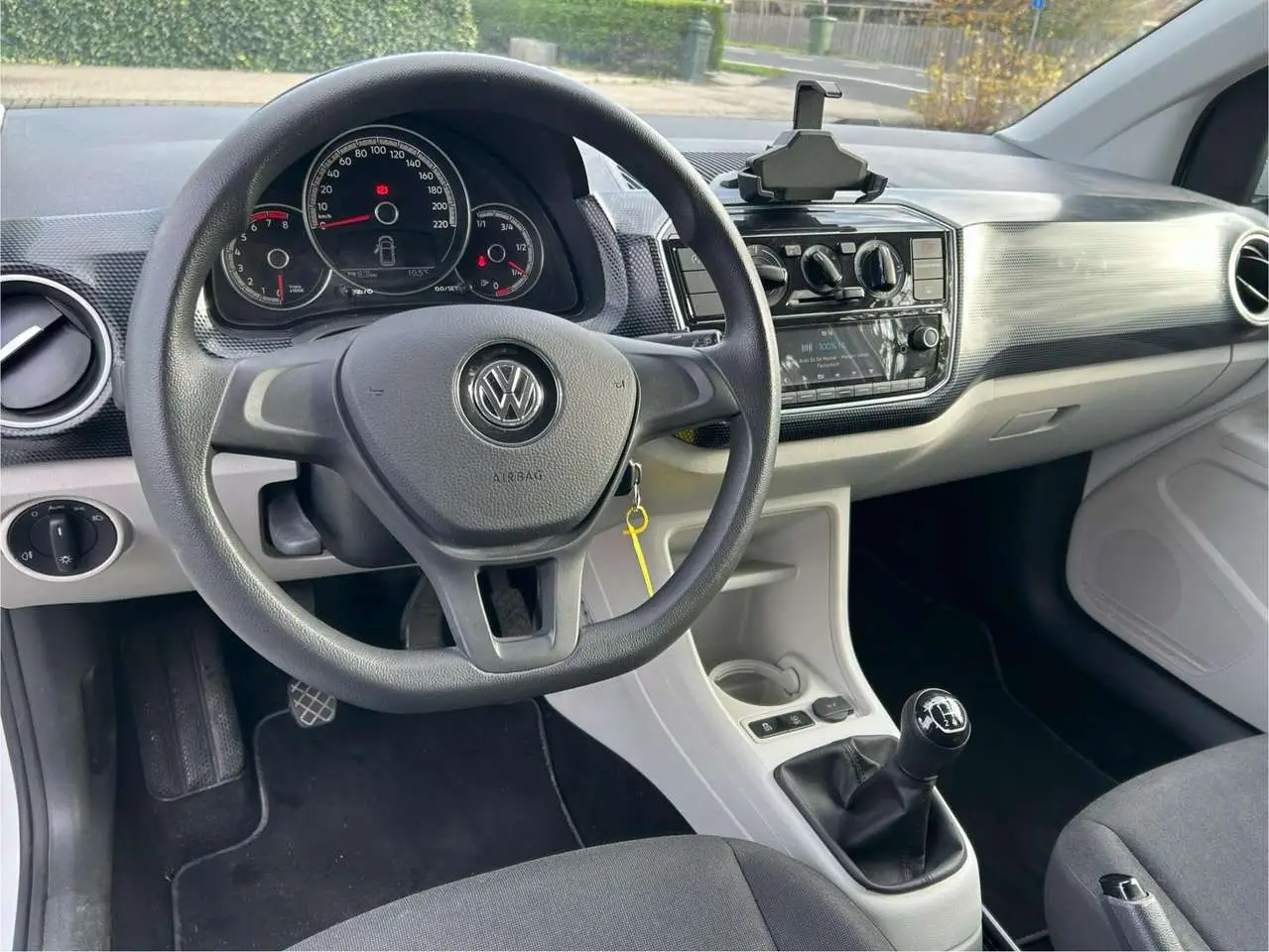 Photo 1 : Volkswagen Up! 2019 Essence