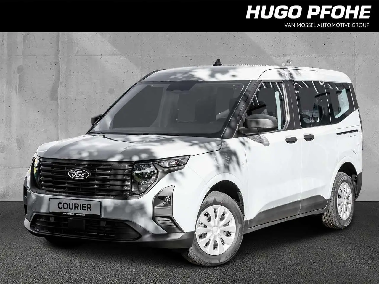 Photo 1 : Ford Tourneo 2024 Essence