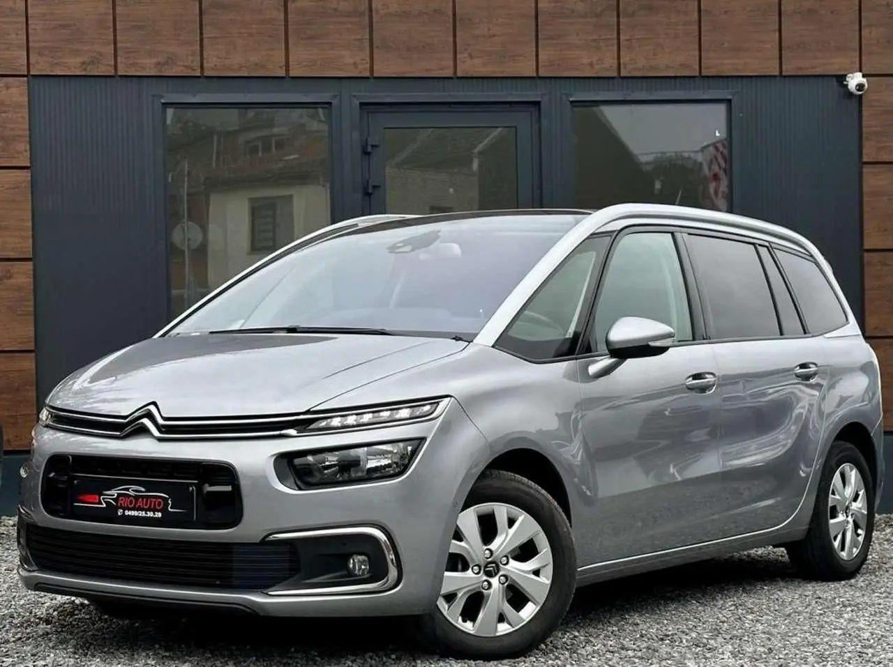 Photo 1 : Citroen C4 2018 Petrol