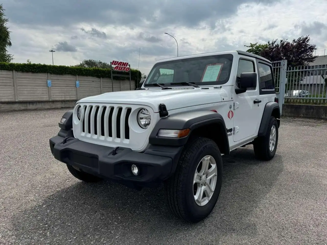 Photo 1 : Jeep Wrangler 2021 Essence