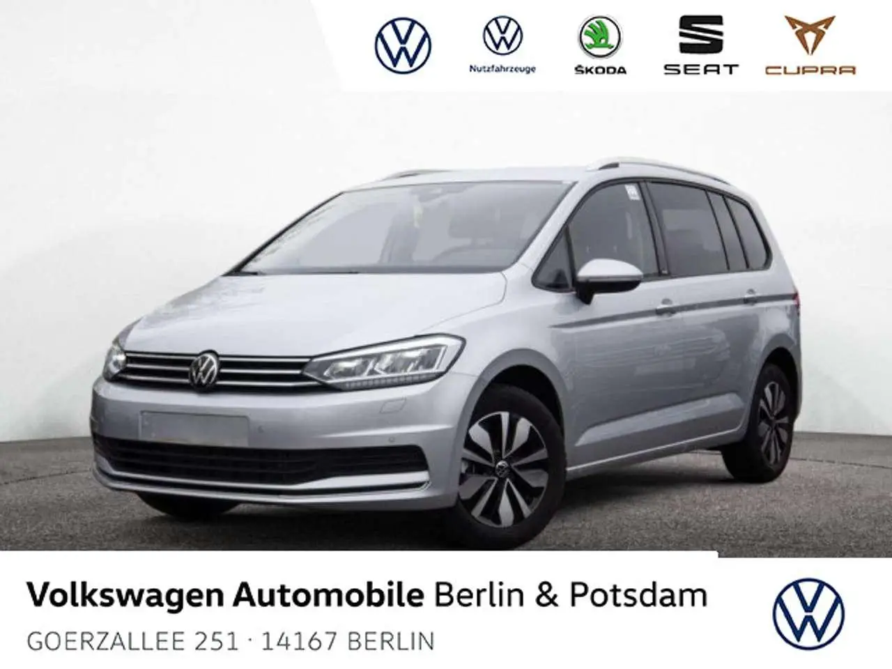 Photo 1 : Volkswagen Touran 2023 Essence