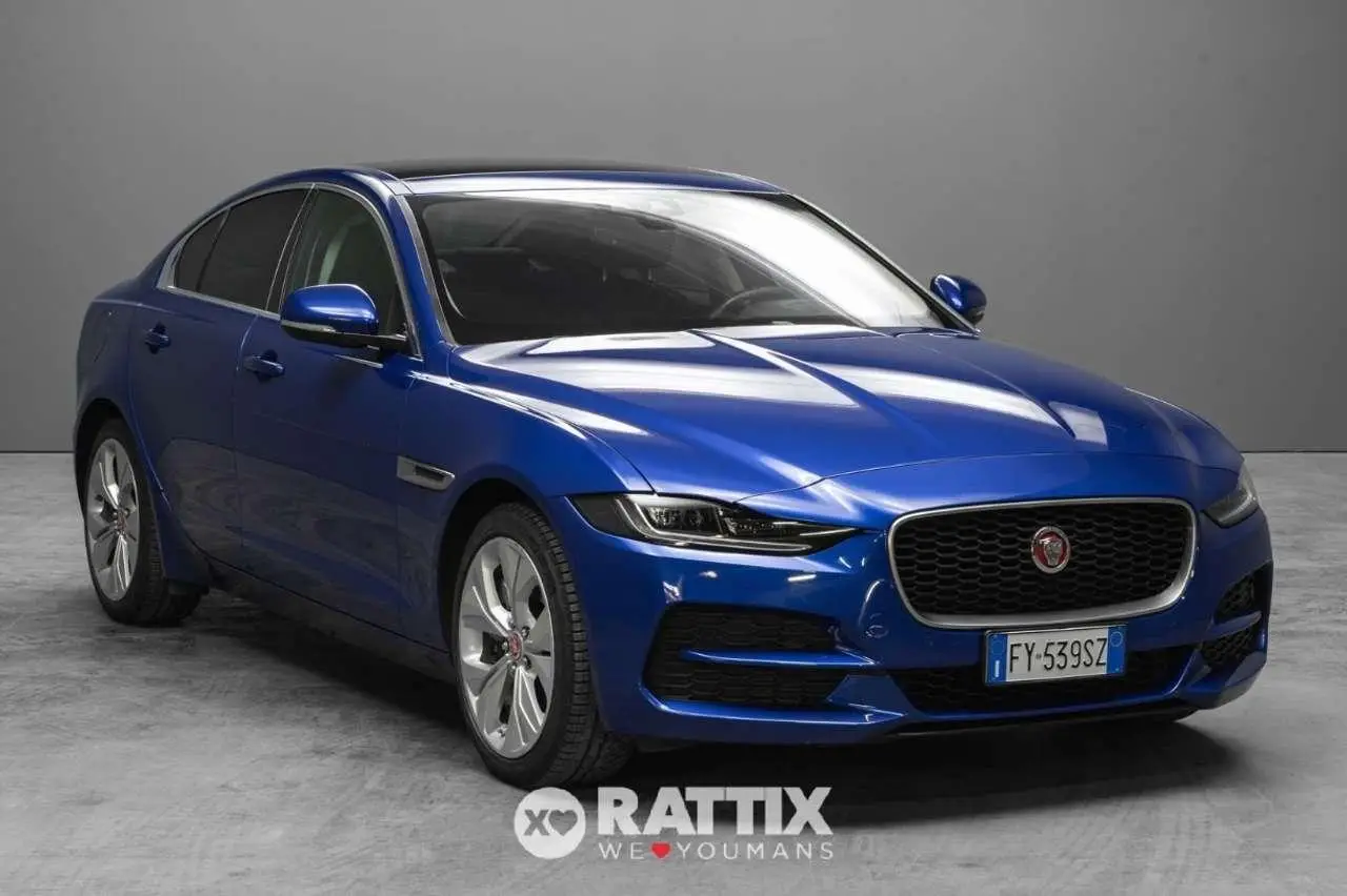 Photo 1 : Jaguar Xe 2019 Diesel