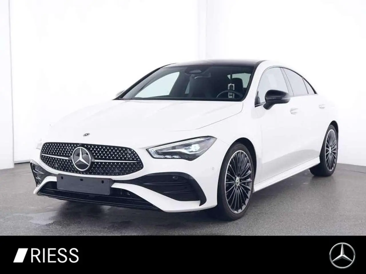 Photo 1 : Mercedes-benz Classe Cla 2023 Essence