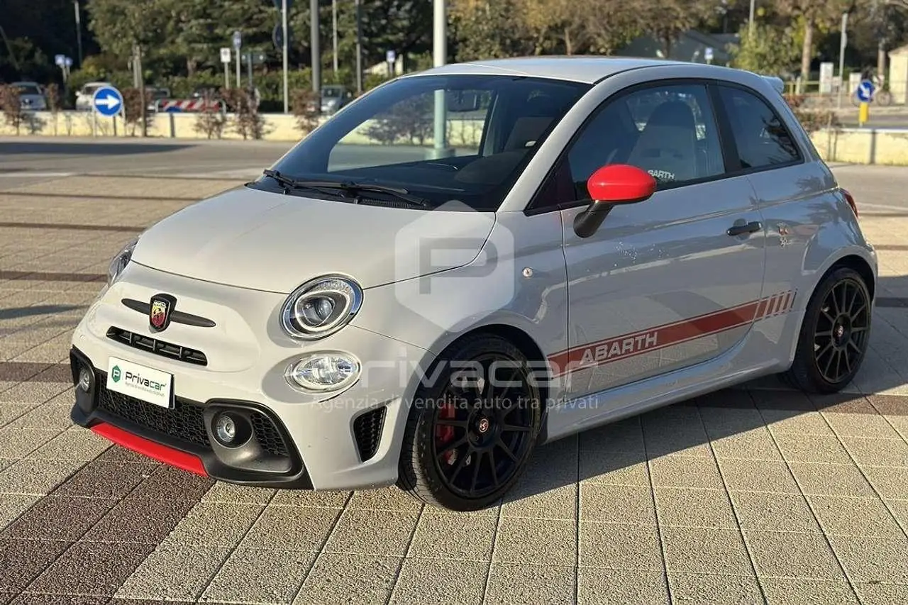 Photo 1 : Abarth 595 2016 Petrol