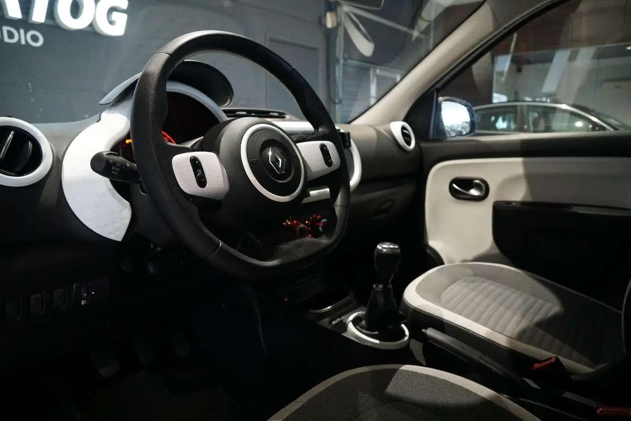 Photo 1 : Renault Twingo 2019 Petrol