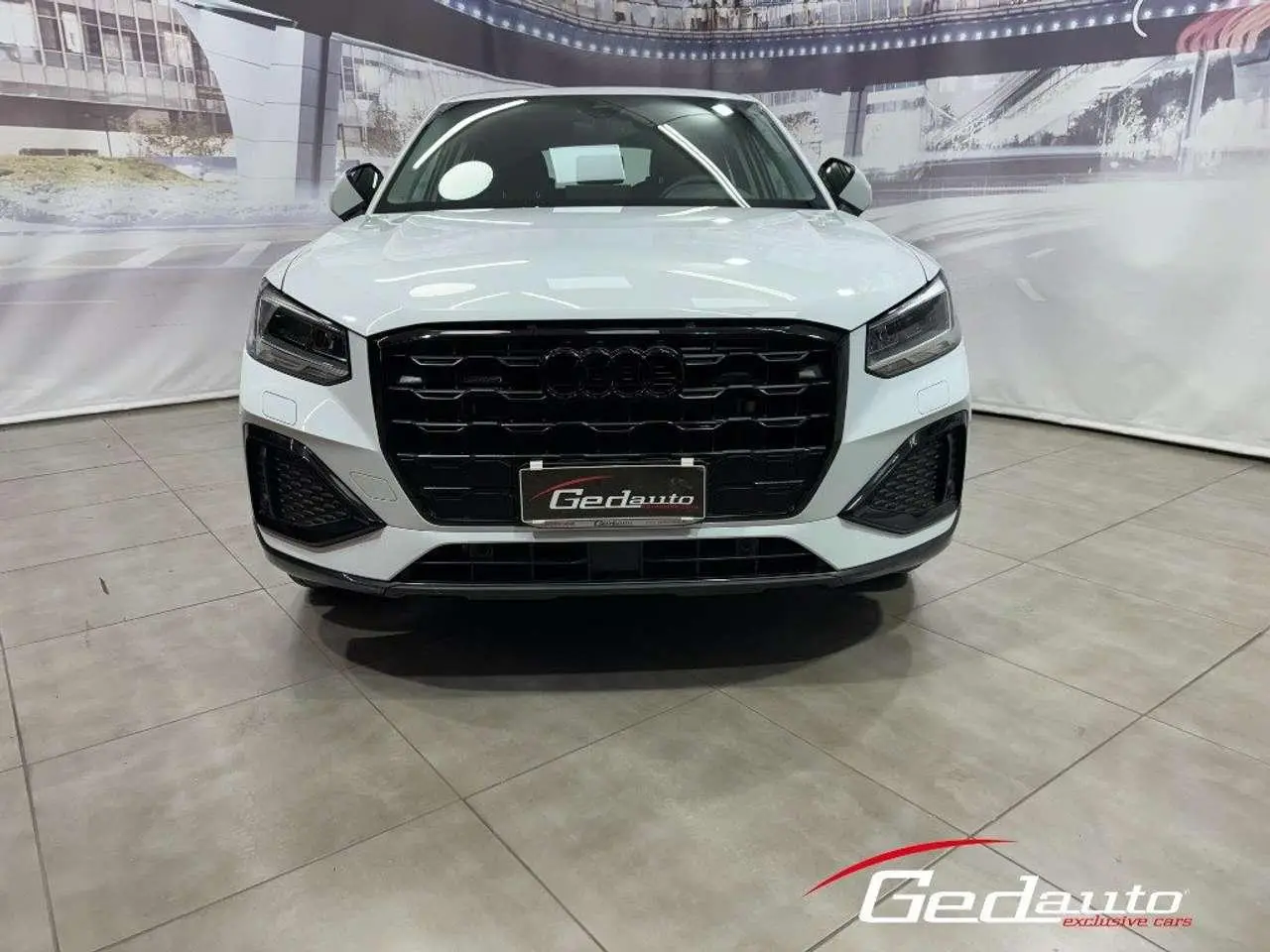 Photo 1 : Audi Q2 2022 Diesel