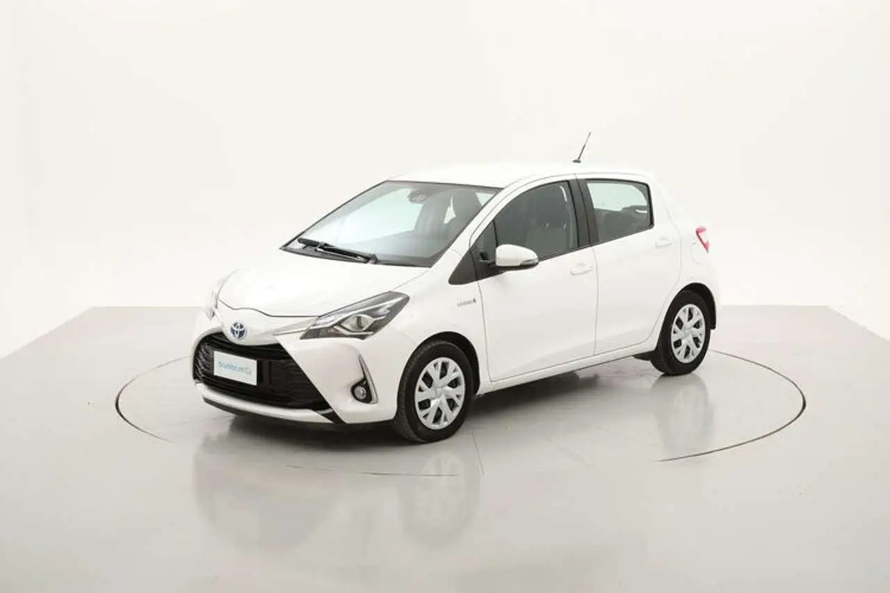 Photo 1 : Toyota Yaris 2018 Hybride