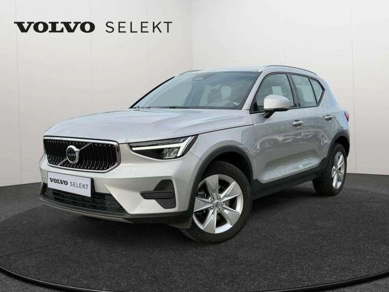 Photo 1 : Volvo Xc40 2023 Essence