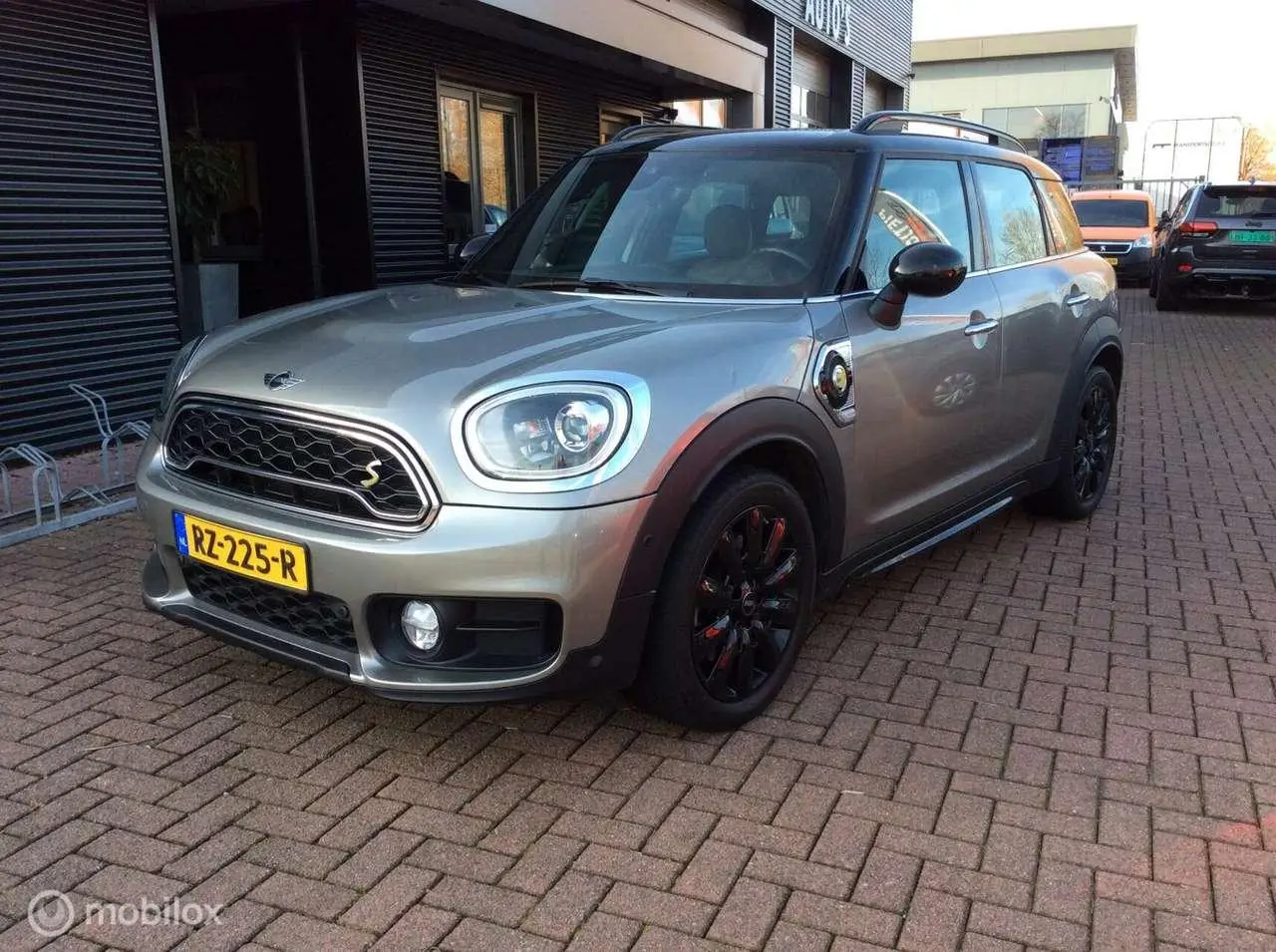 Photo 1 : Mini Cooper 2018 Hybride