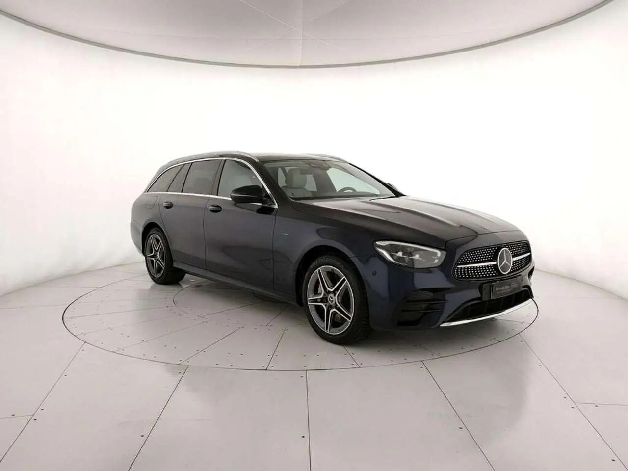 Photo 1 : Mercedes-benz Classe E 2020 Hybride