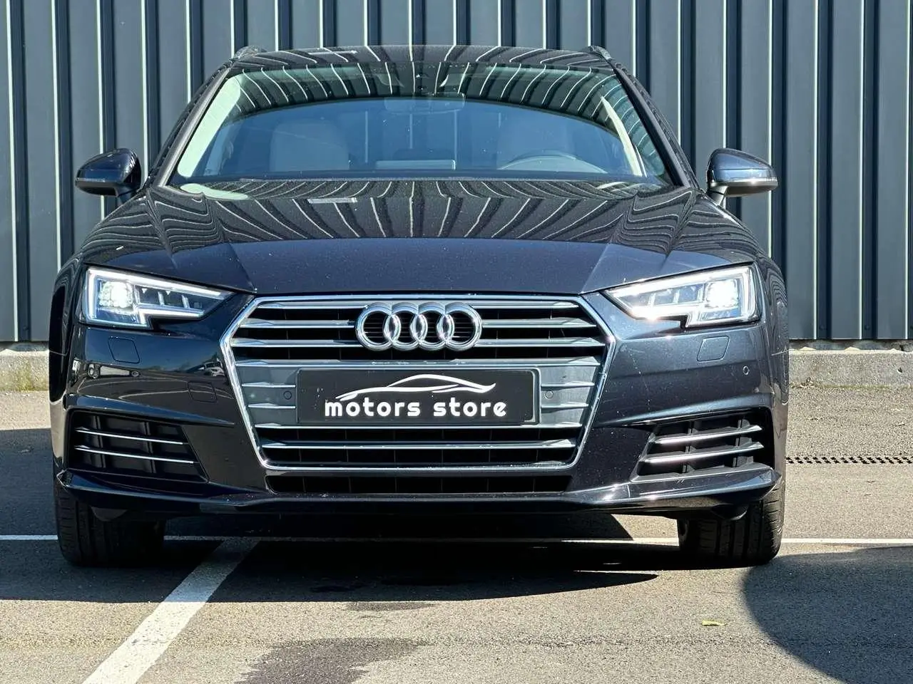 Photo 1 : Audi A4 2018 Diesel