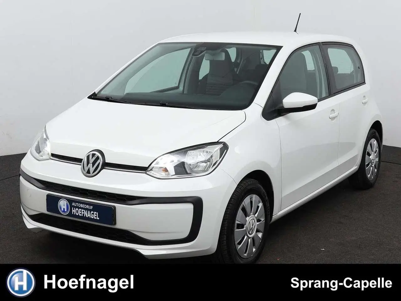 Photo 1 : Volkswagen Up! 2017 Petrol