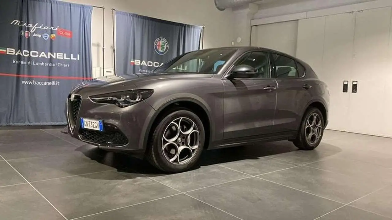 Photo 1 : Alfa Romeo Stelvio 2023 Diesel