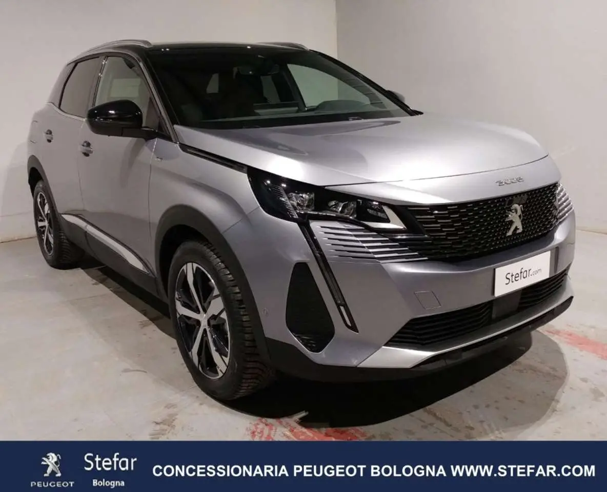 Photo 1 : Peugeot 3008 2024 Essence