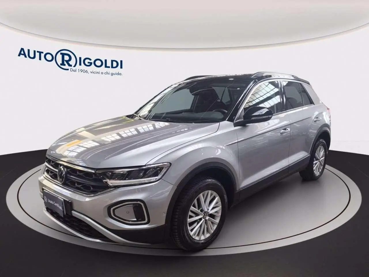 Photo 1 : Volkswagen T-roc 2023 Essence