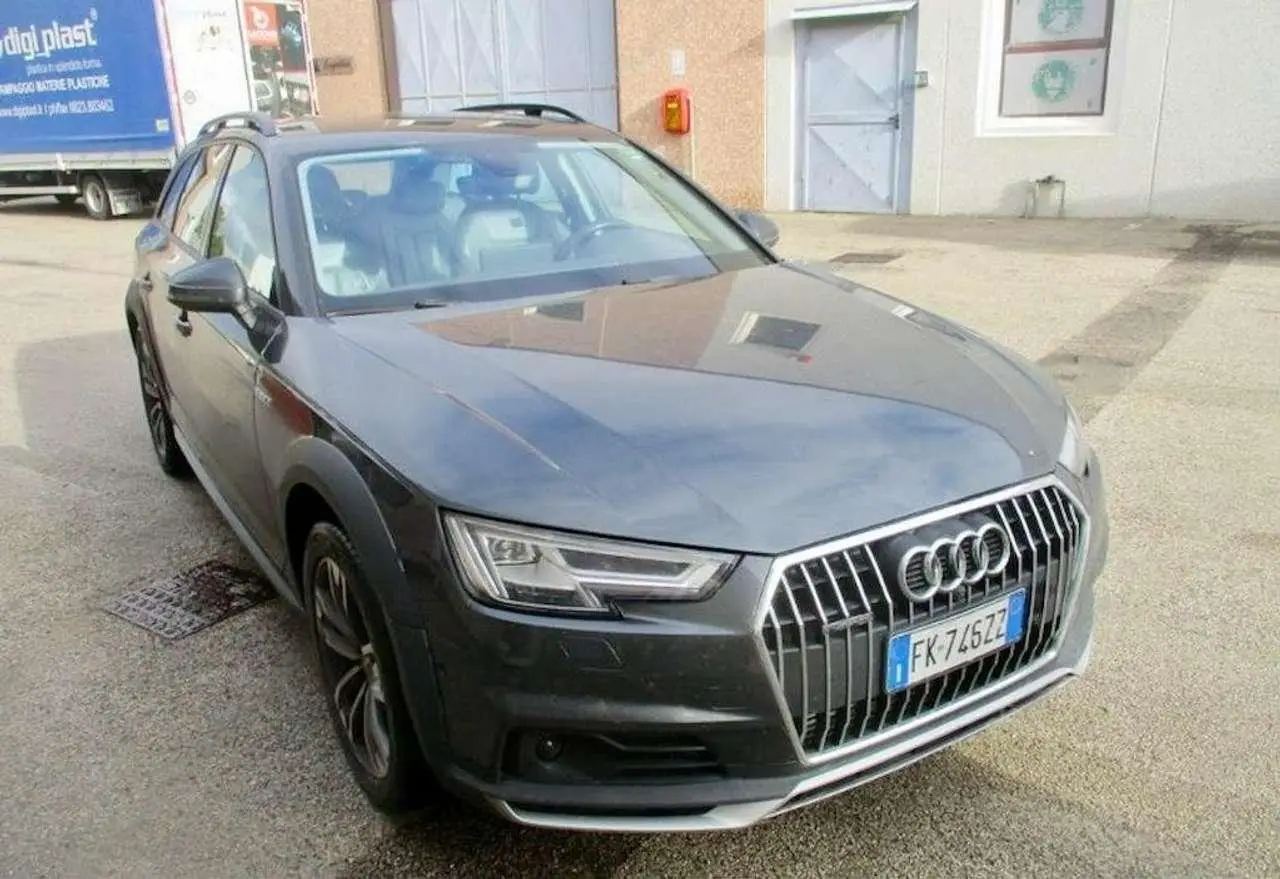 Photo 1 : Audi A4 2017 Diesel