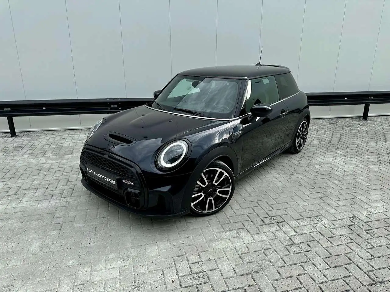 Photo 1 : Mini Cooper 2021 Petrol