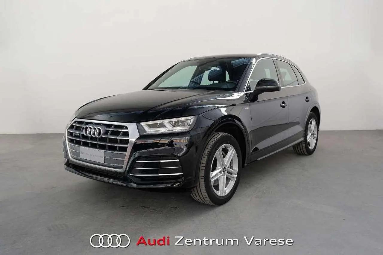 Photo 1 : Audi Q5 2020 Hybrid